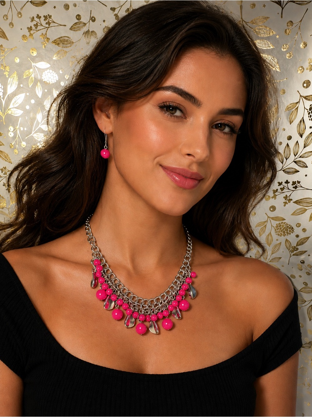 3/30 ✨✨ Hot Pink Bead & Silver Chain Statement Necklace by